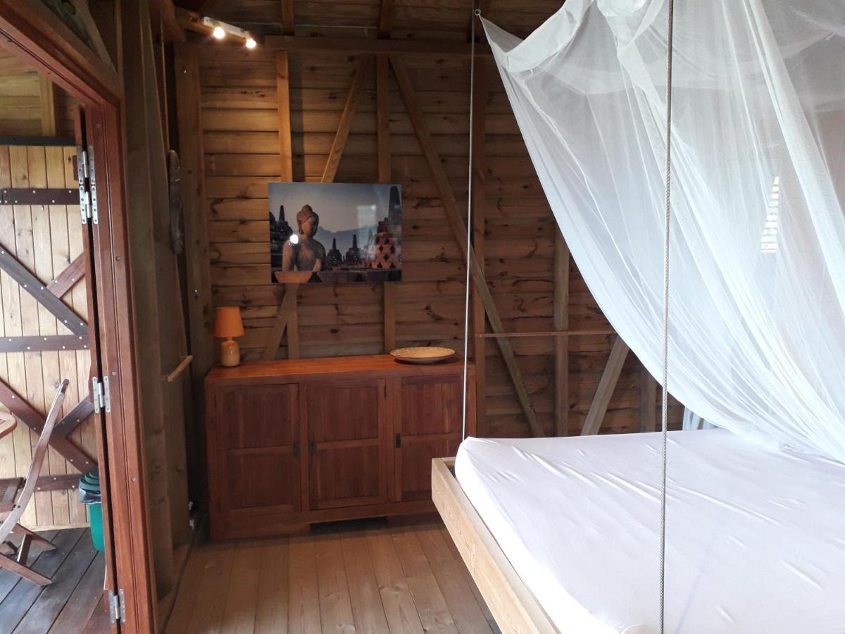 Ti Kaz Anoli Cottage En Bois Avec Vue Sur La Baie Terre-de-Bas Esterno foto